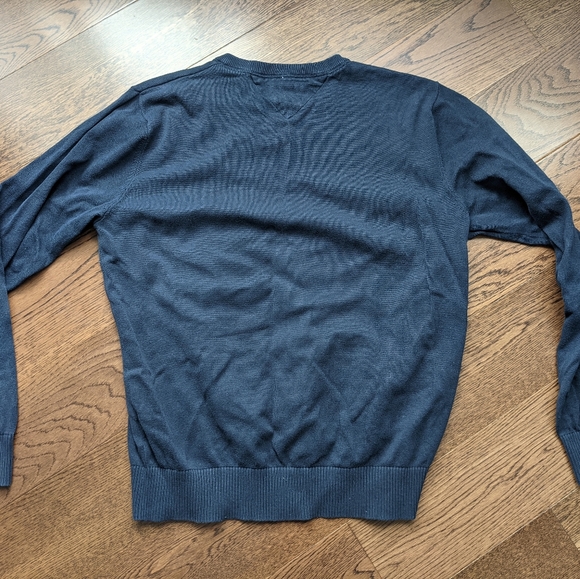 Vintage Blue Tommy Hilfiger V-neck Sweater - Picture 4 of 4